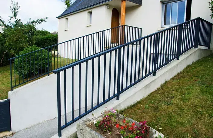 pose de menuiseries à Ussel